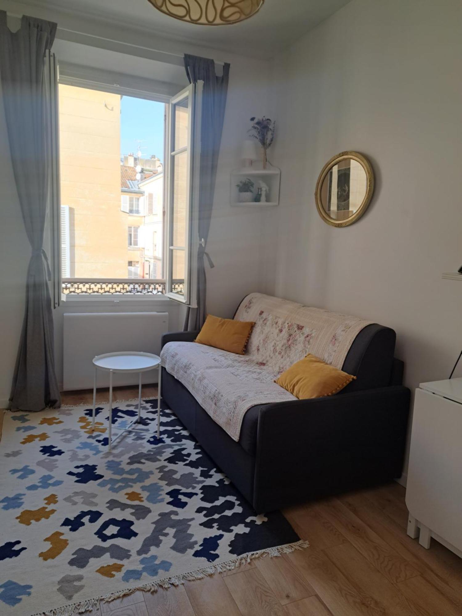Agreable 2 Pieces - Rue Du Vieux Versailles Exterior photo